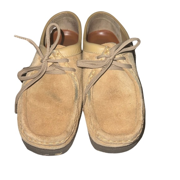 Clarks In Maple Suede LaceUp Wallabee Shoes - Picture 1 of 8